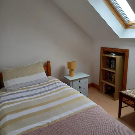 Villa Connemara Sea Side House, Dog Paradise! *