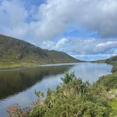 Βίλα Connemara Sea Side House, Dog Paradise! *