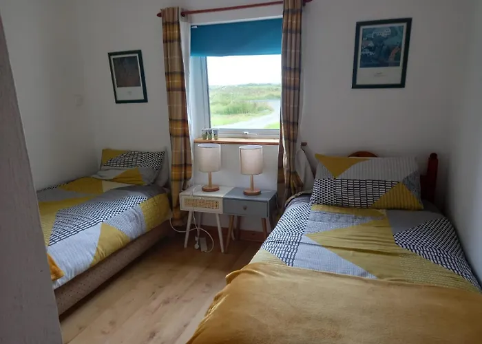 Connemara Sea Side House, Dog Paradise! Villa Leagun